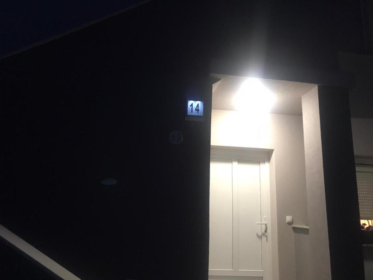 Apartman Petra 2 Vir Eksteriør billede
