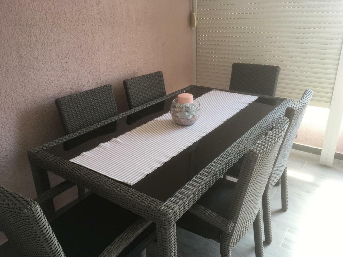 Apartman Petra 2 Vir Eksteriør billede