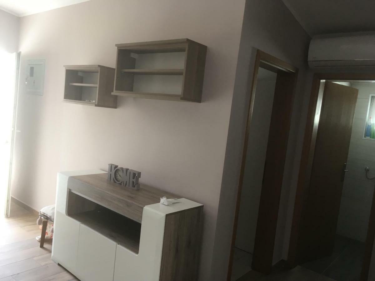 Apartman Petra 2 Vir Eksteriør billede